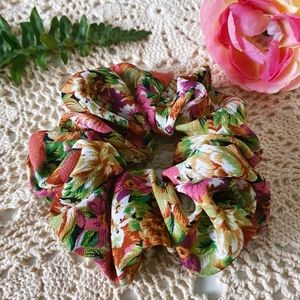8 for $15 * Medium Floral Scrunchie
